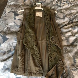 Sleeveless wrap cardigan
